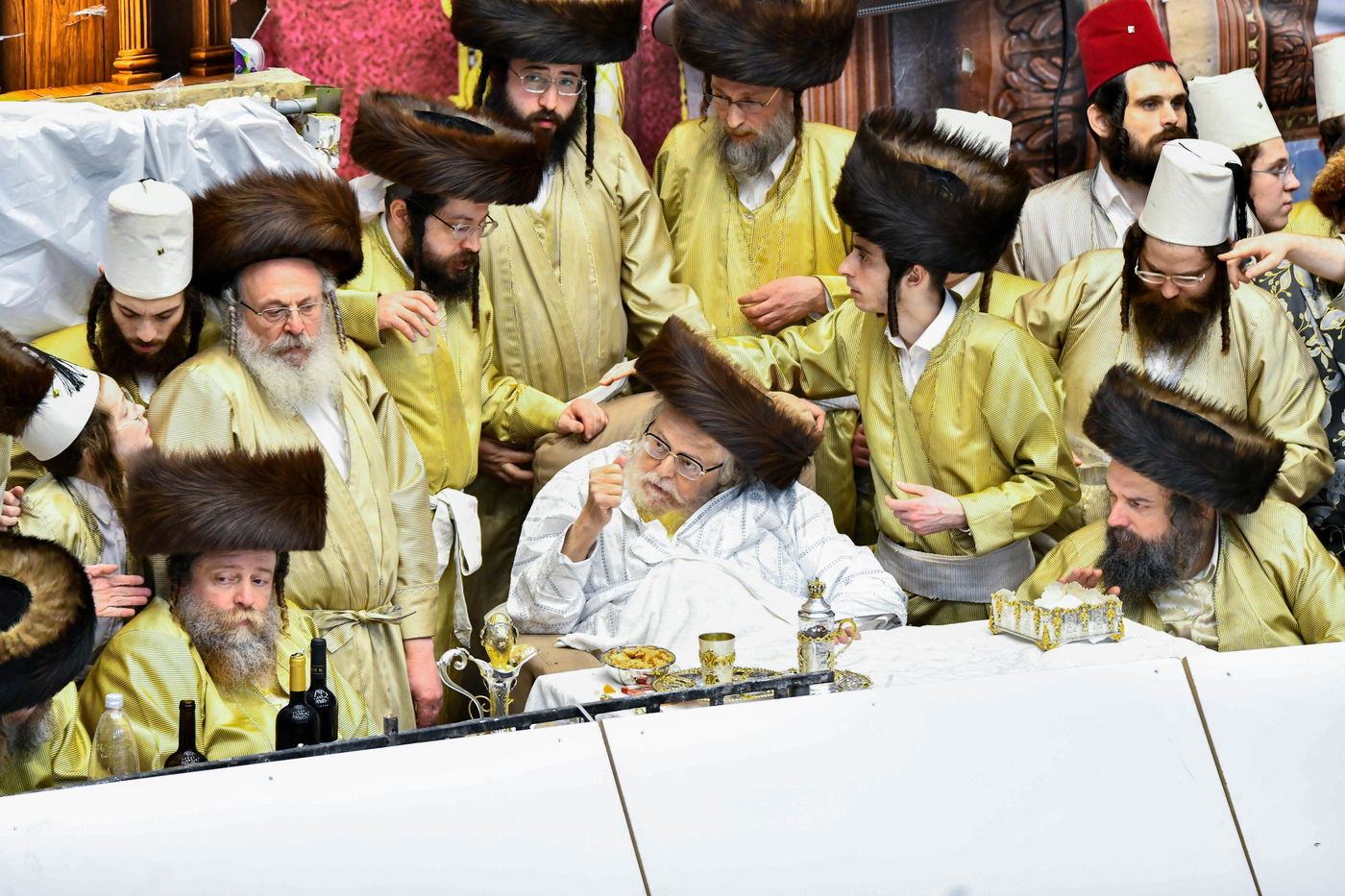 פורים בחצה"ק תולדות אברהם יצחק