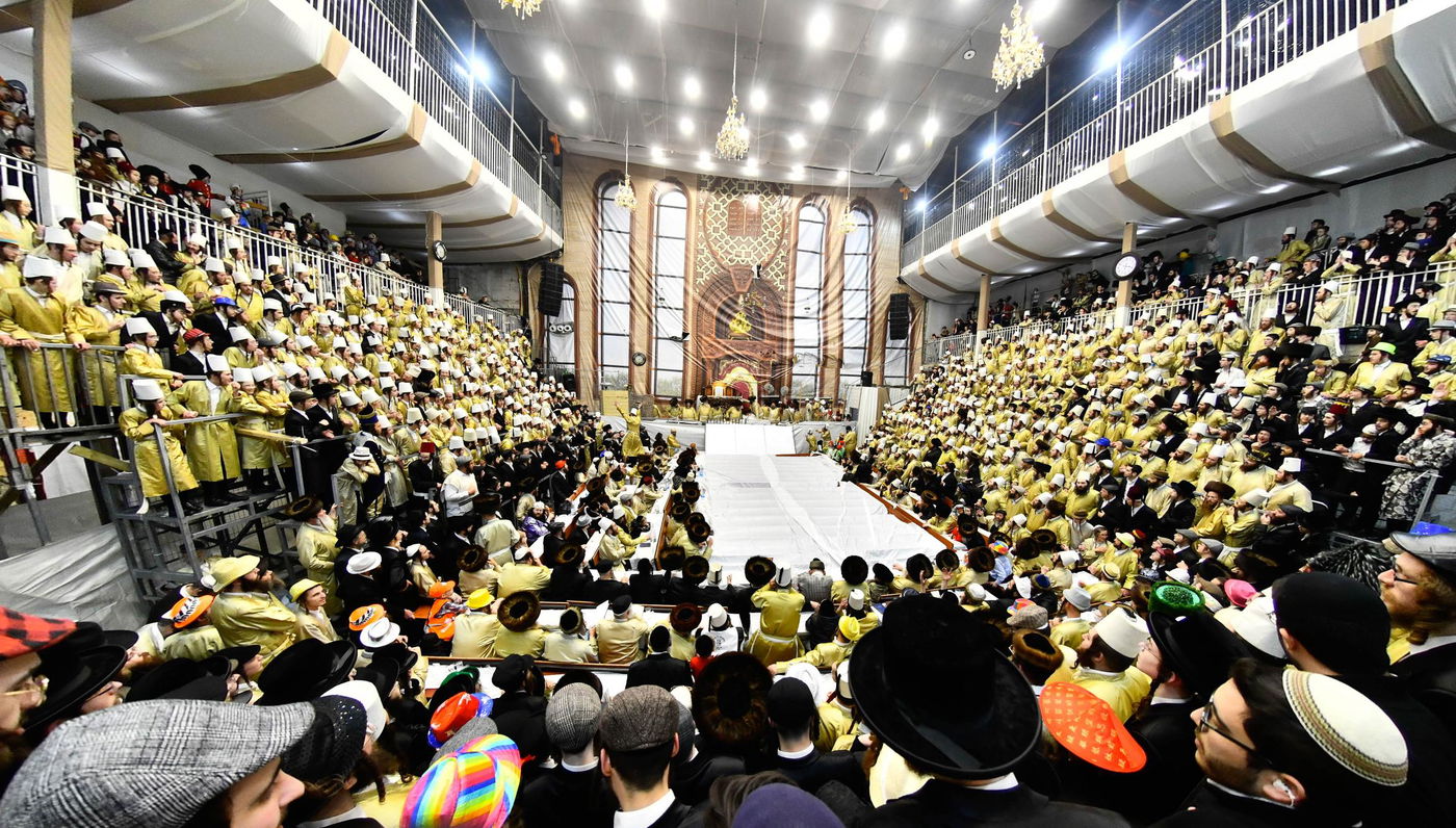 פורים בחצה"ק תולדות אברהם יצחק