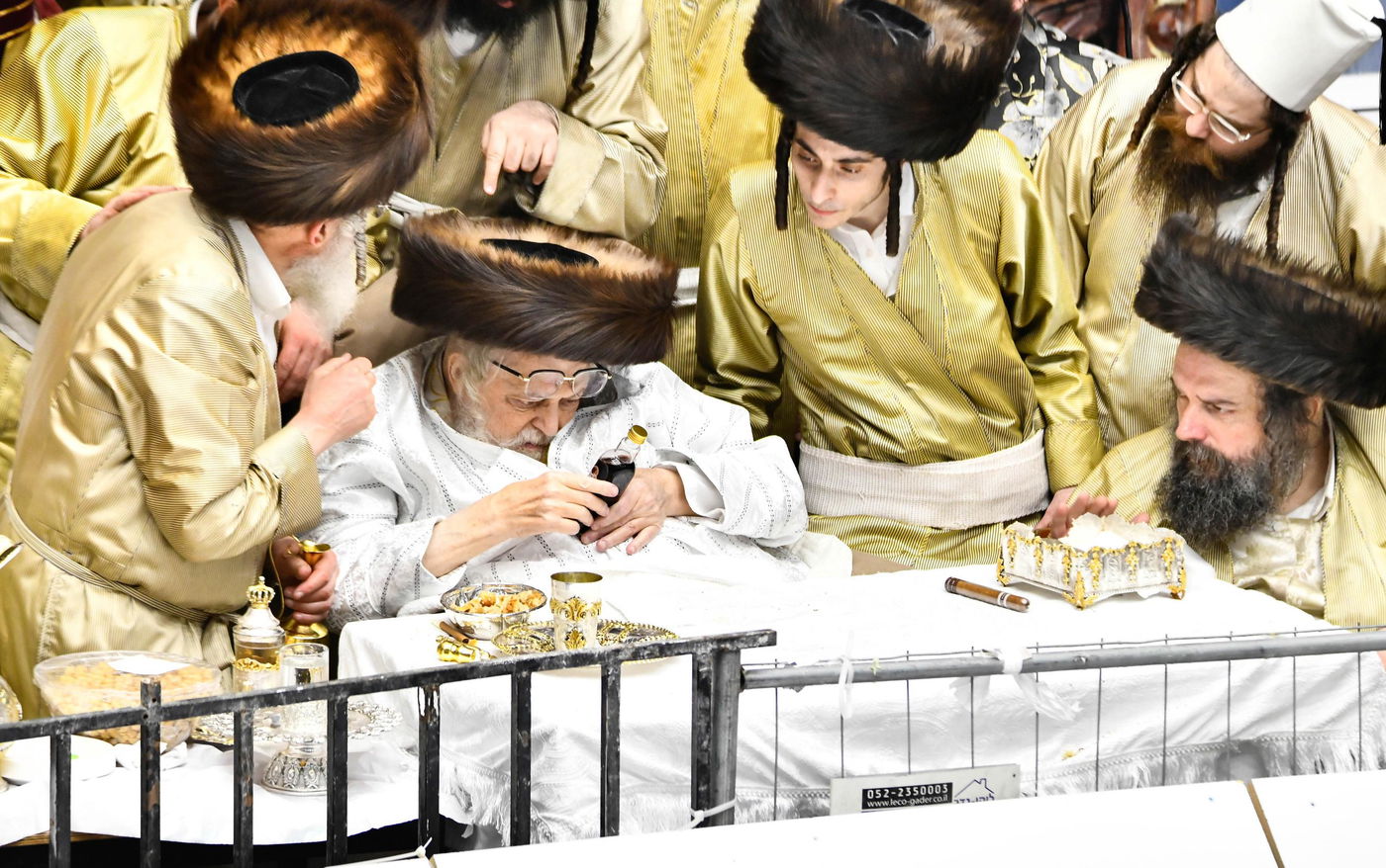 פורים בחצה"ק תולדות אברהם יצחק