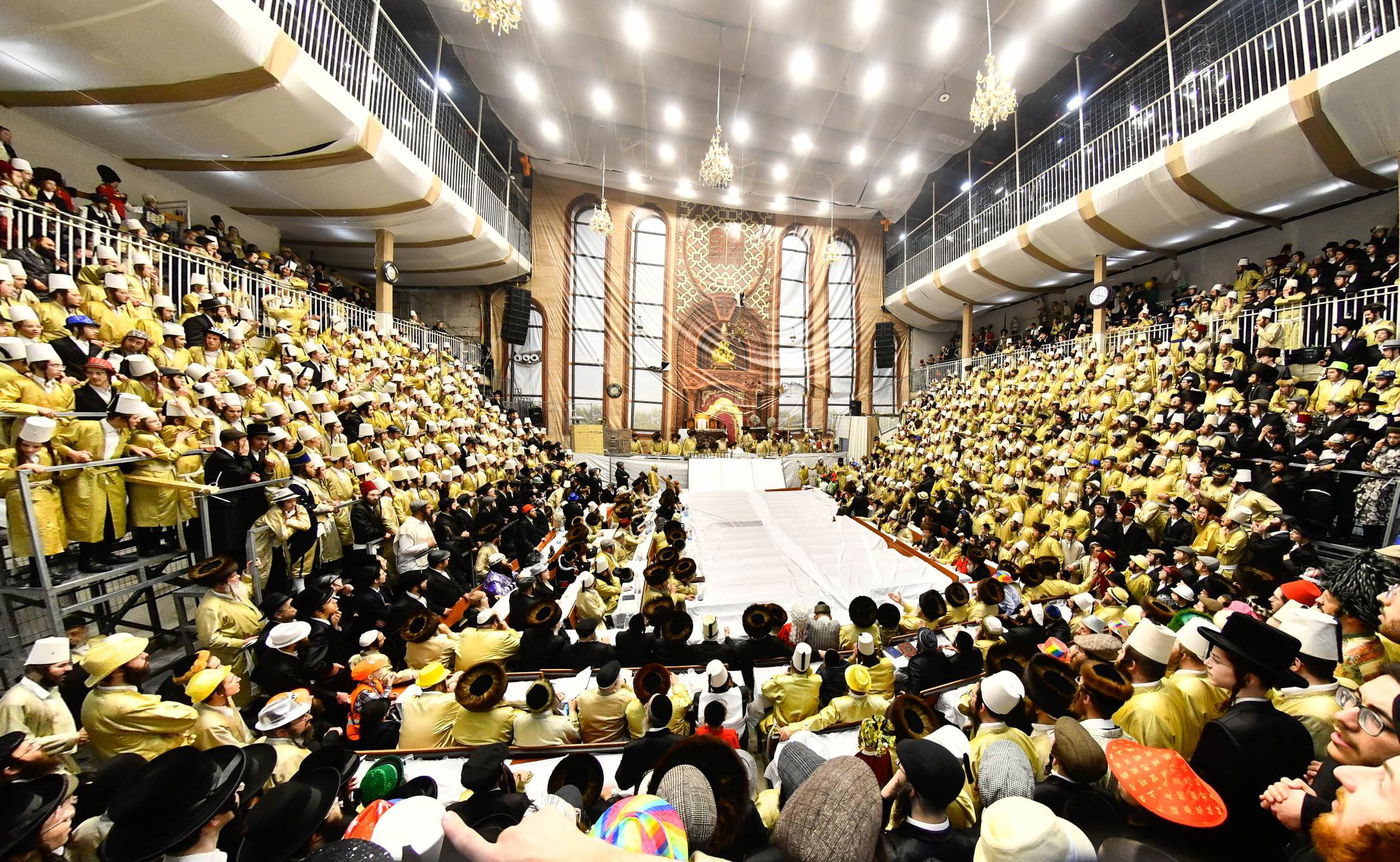 פורים בחצה"ק תולדות אברהם יצחק