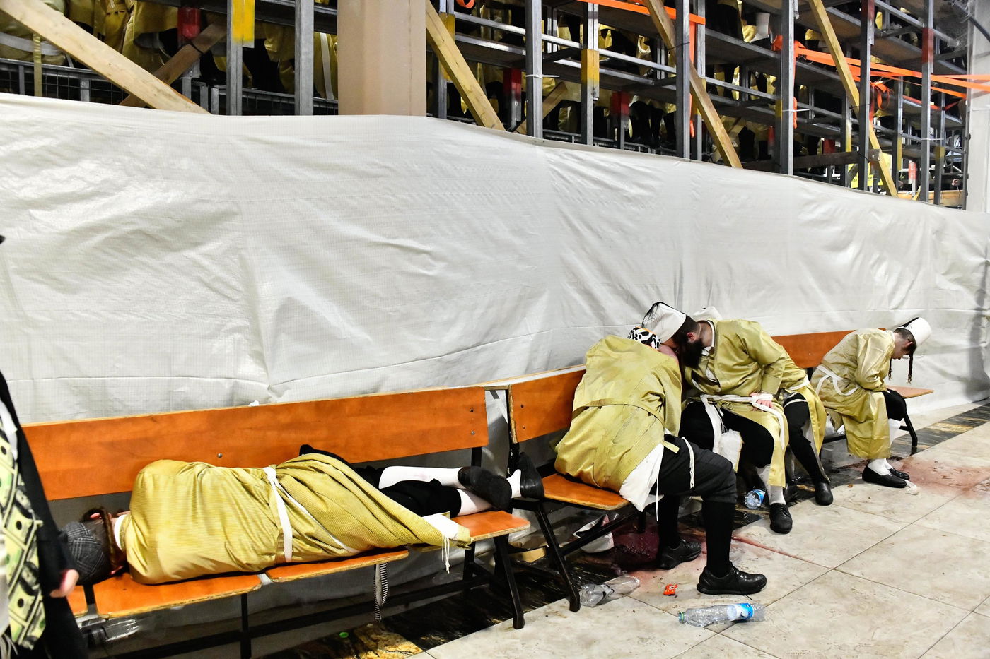 פורים בחצה"ק תולדות אברהם יצחק