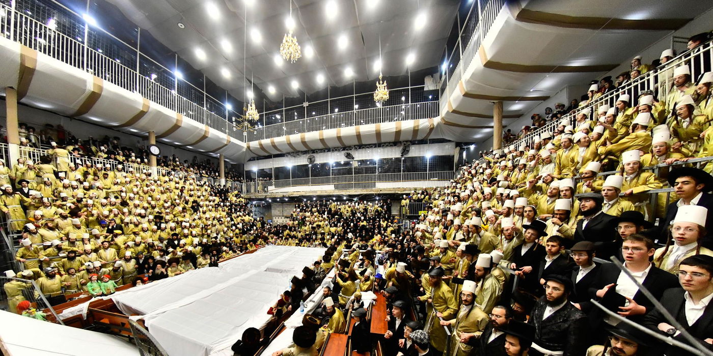 פורים בחצה"ק תולדות אברהם יצחק