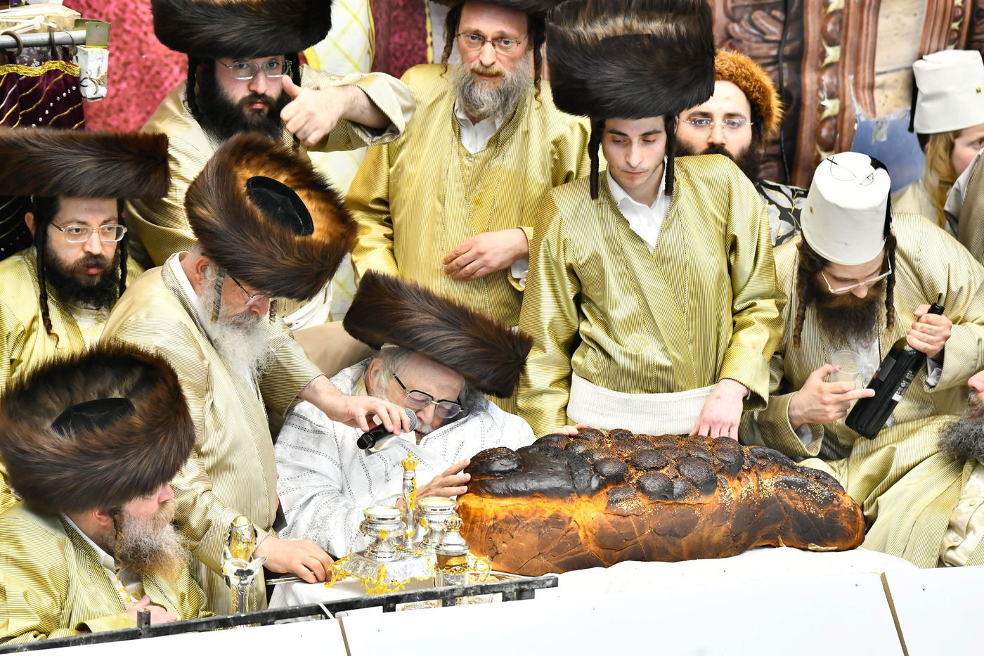 פורים בחצה"ק תולדות אברהם יצחק