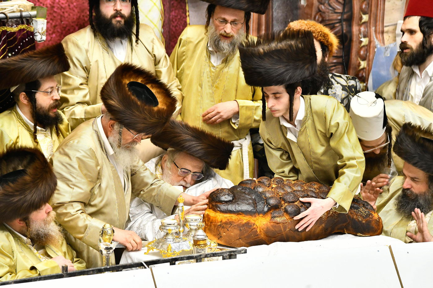 פורים בחצה"ק תולדות אברהם יצחק