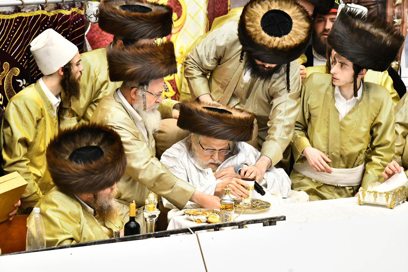 פורים בחצה"ק תולדות אברהם יצחק