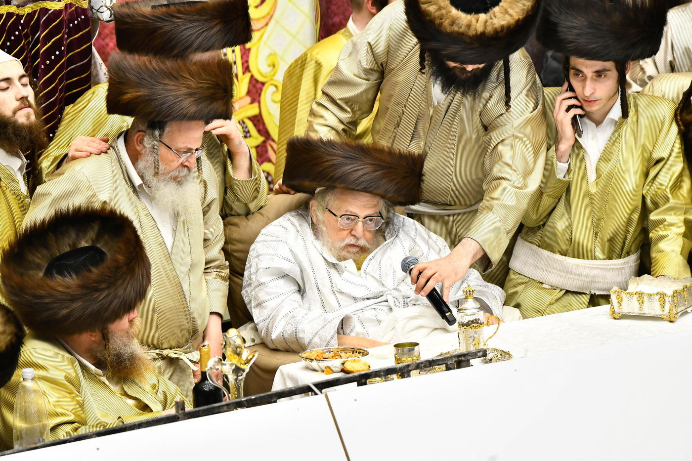 פורים בחצה"ק תולדות אברהם יצחק