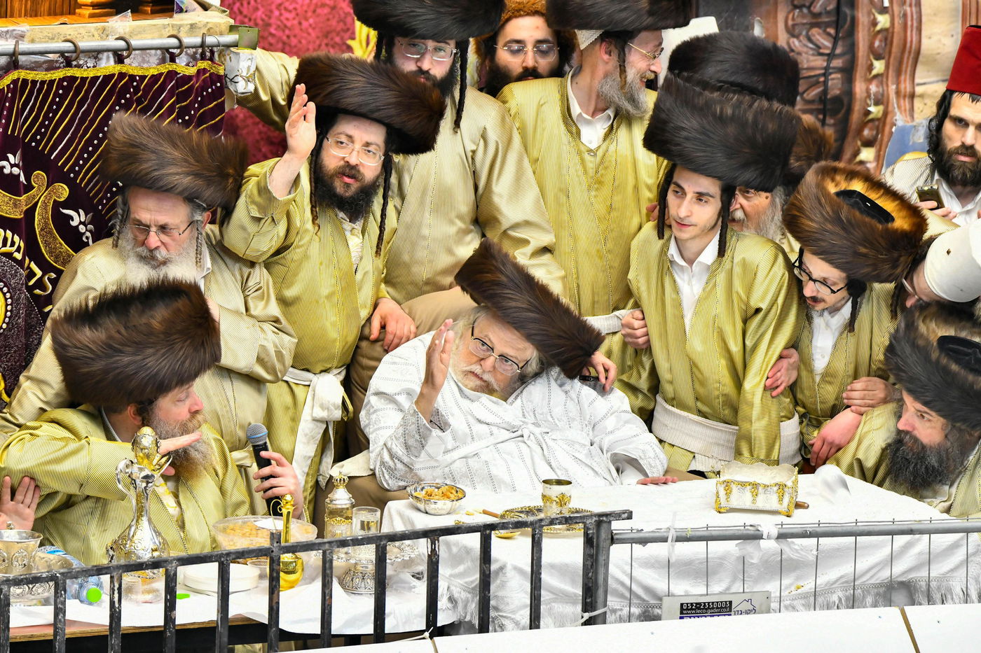 פורים בחצה"ק תולדות אברהם יצחק