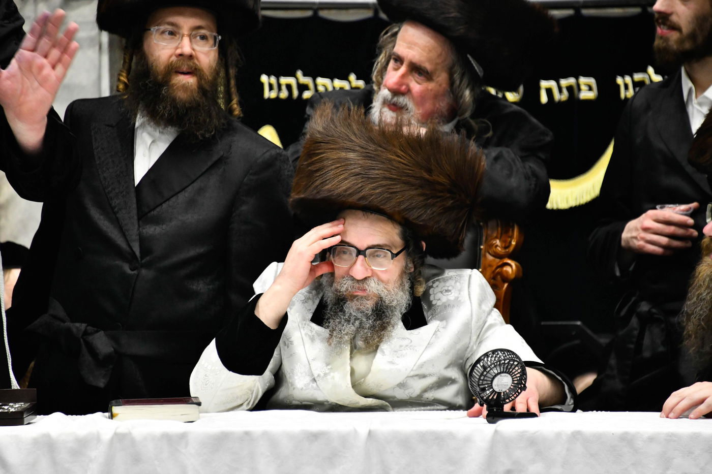 פורים בחצה"ק סקולען ירושלים