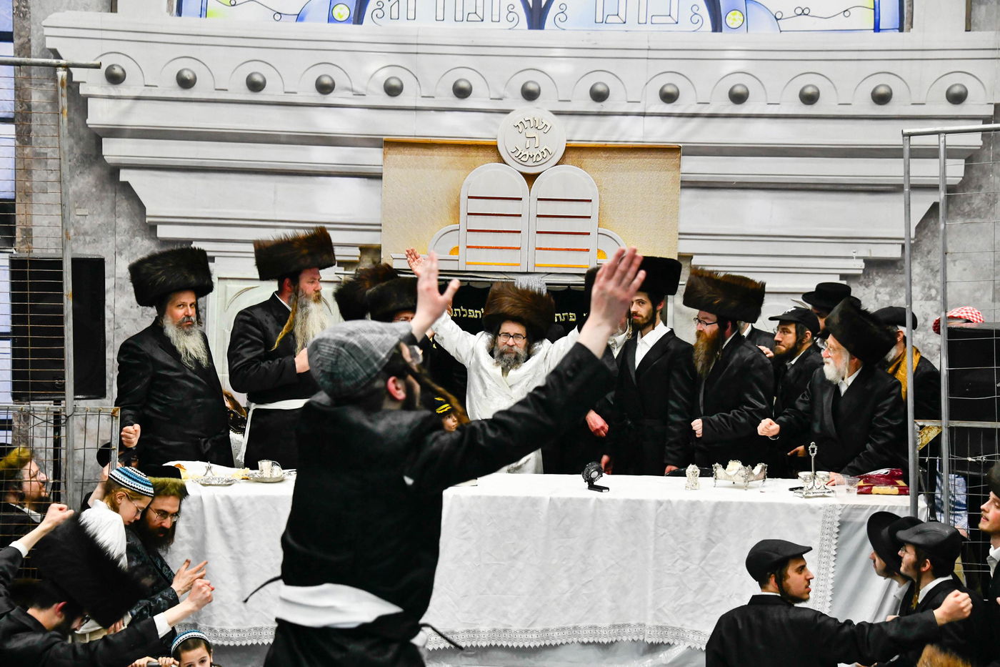 פורים בחצה"ק סקולען ירושלים