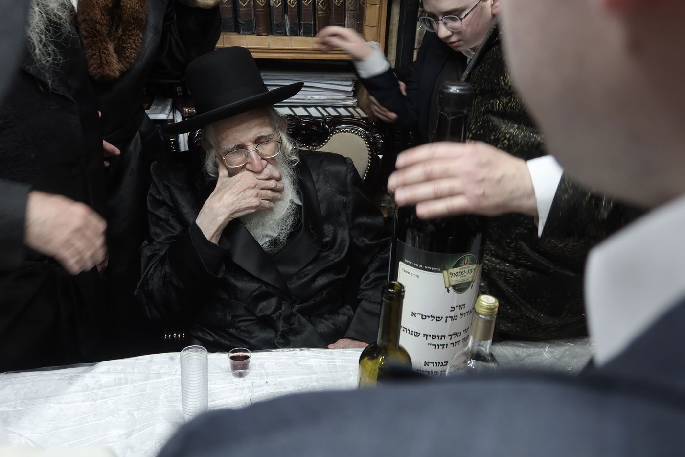 פורים אצל הגר"ע אויערבאך