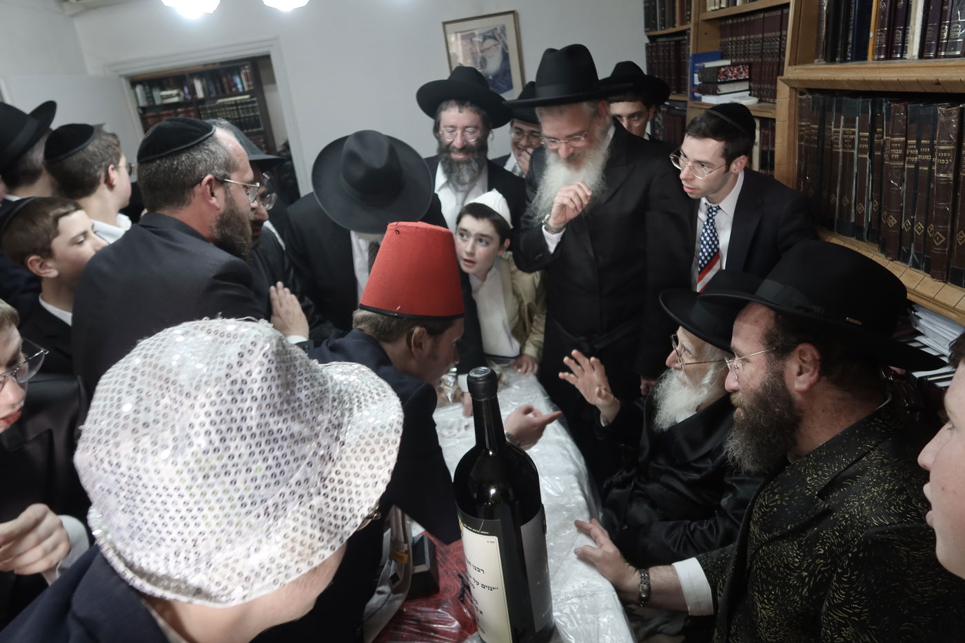 פורים אצל הגר"ע אויערבאך