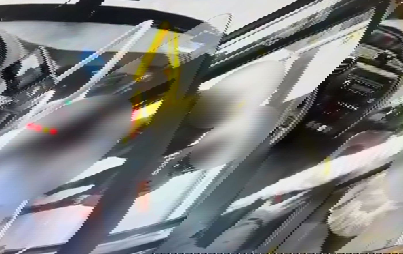 כשוויכוח באוטובוס נגמר בתקיפה: נהג נפצע בראשו – קטין נעצר
