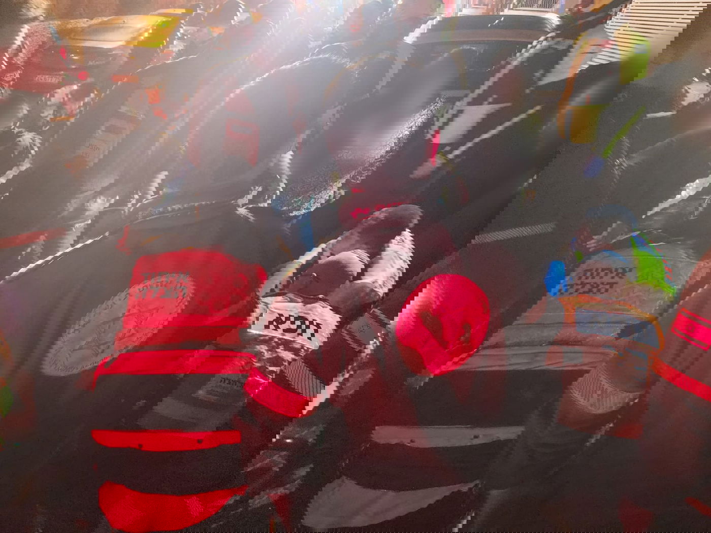 שריפה באישון לילה ברמלה: 12 נפגעים ו-14 דיירים חולצו מבניין מגורים