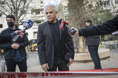 לפיד: "באמת שניסיתי, אבל הממשלה לא מצליחה להחזיק מעמד שבוע"