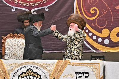 פורים בחצה"ק ויזניץ