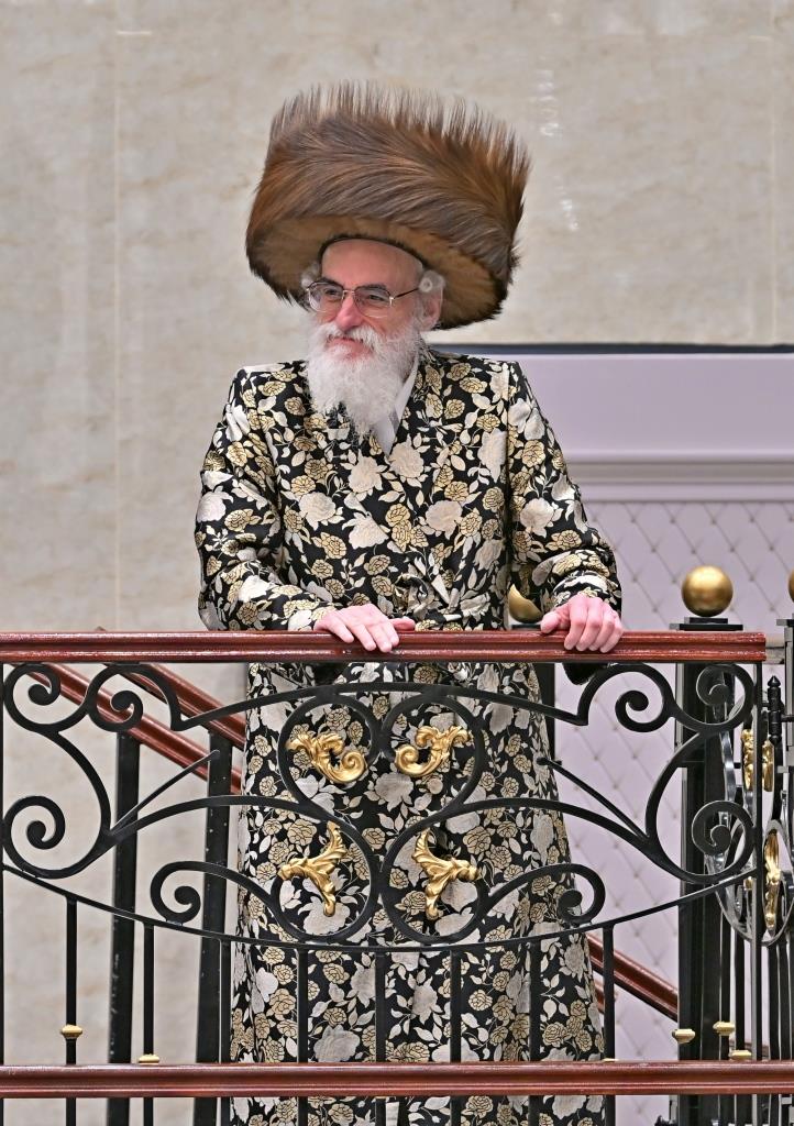 פורים בחצה"ק ויזניץ