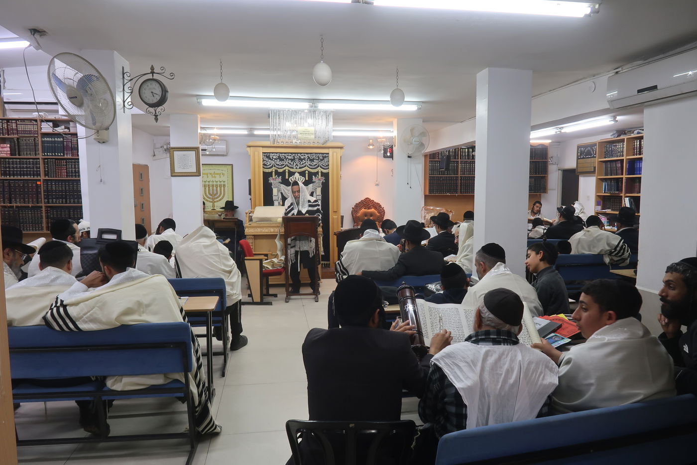 פורים אצל הגאון רבי יצחק רצאבי 