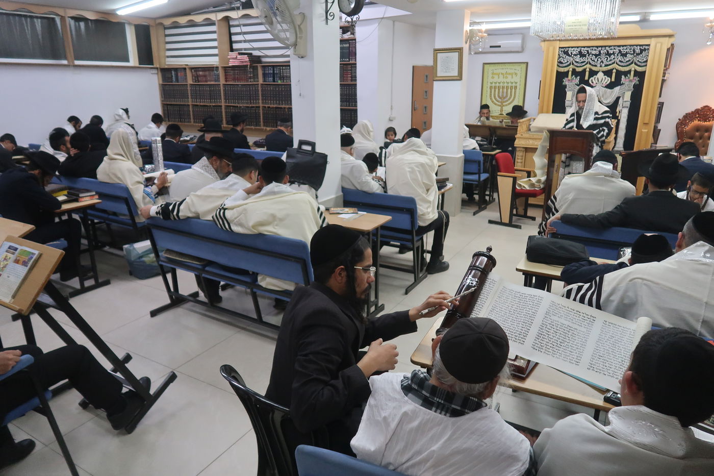 פורים אצל הגאון רבי יצחק רצאבי 