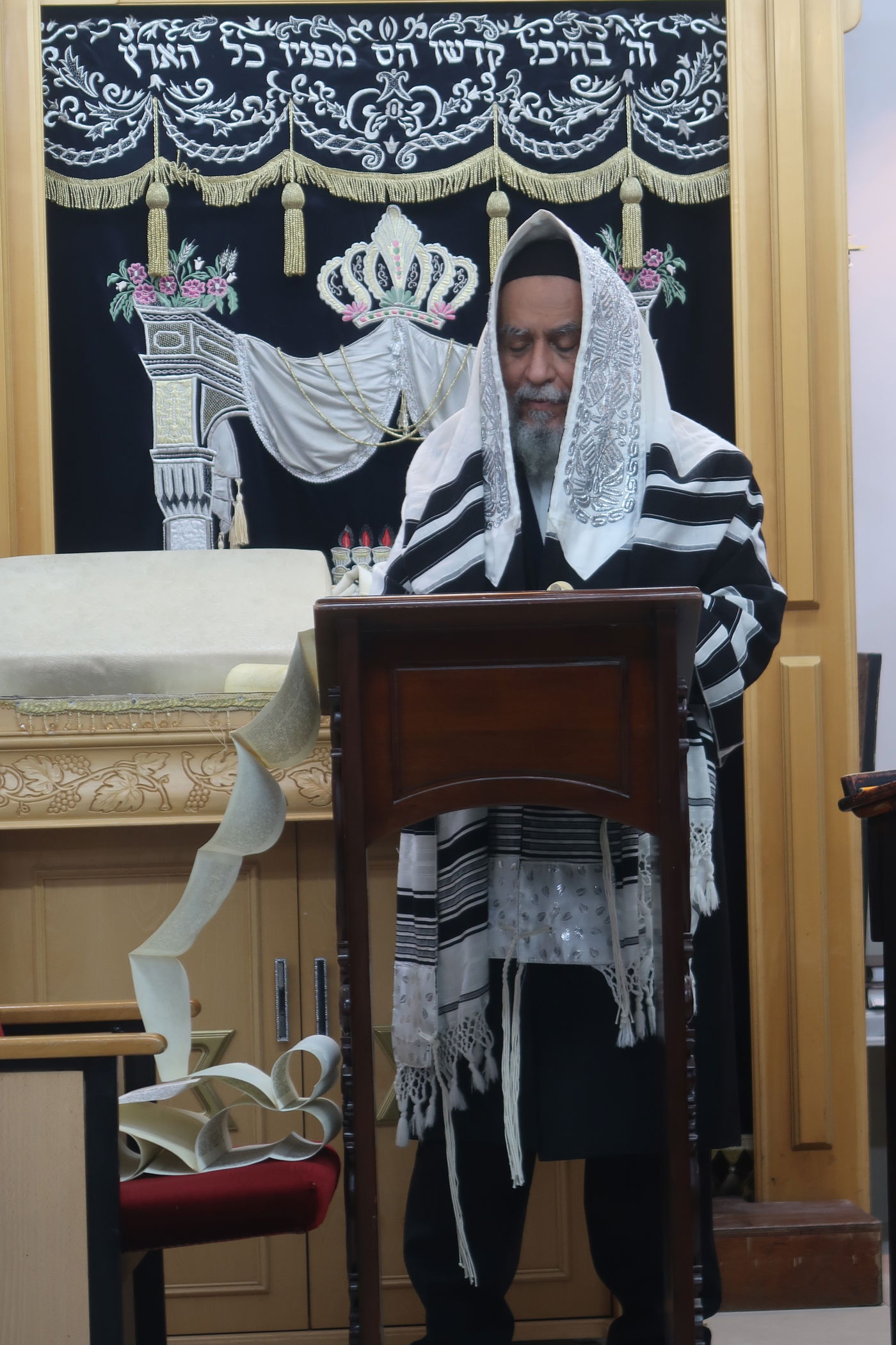 פורים אצל הגאון רבי יצחק רצאבי 