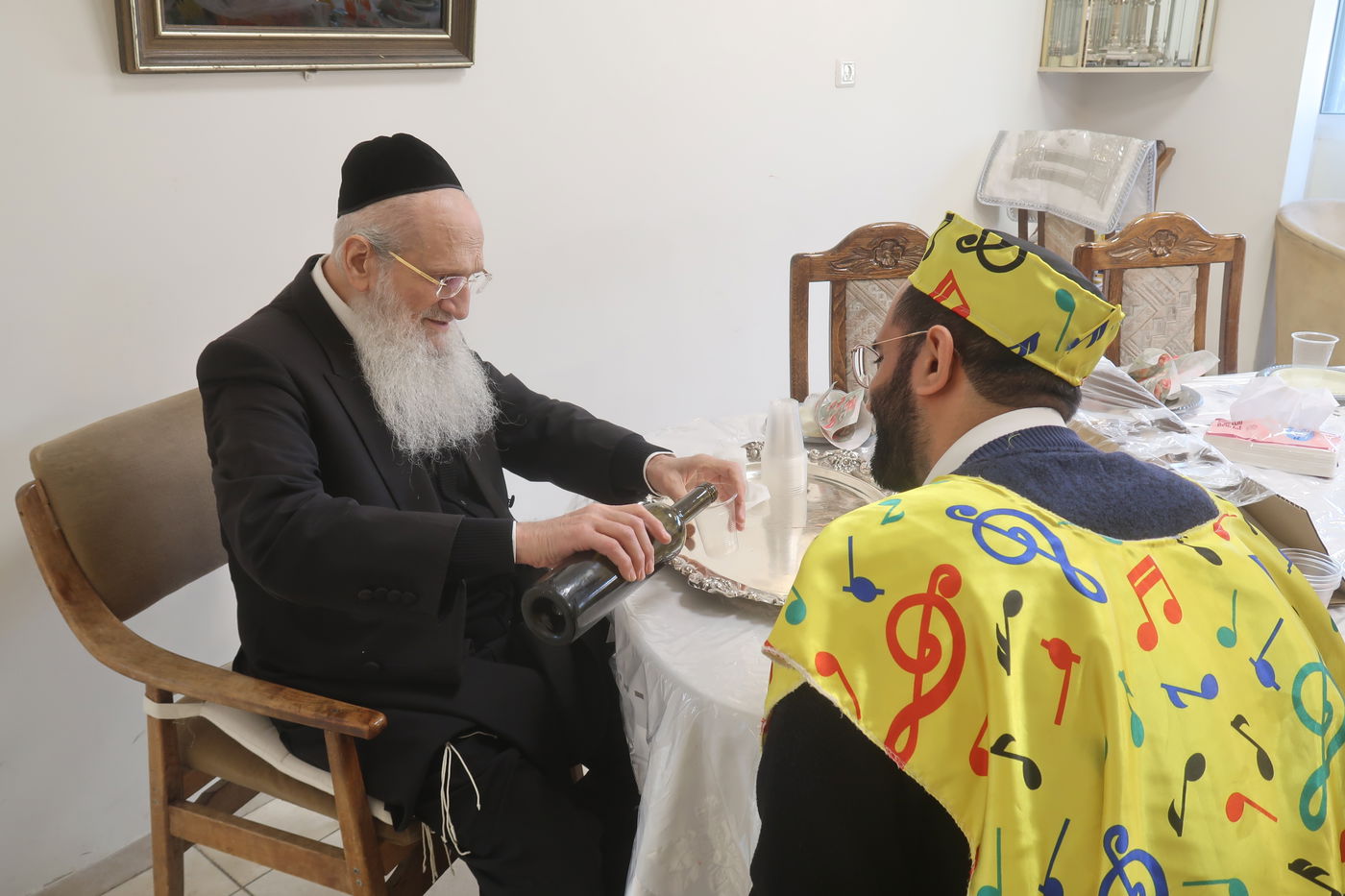 פורים אצל הגאון רבי עזרא ניסן