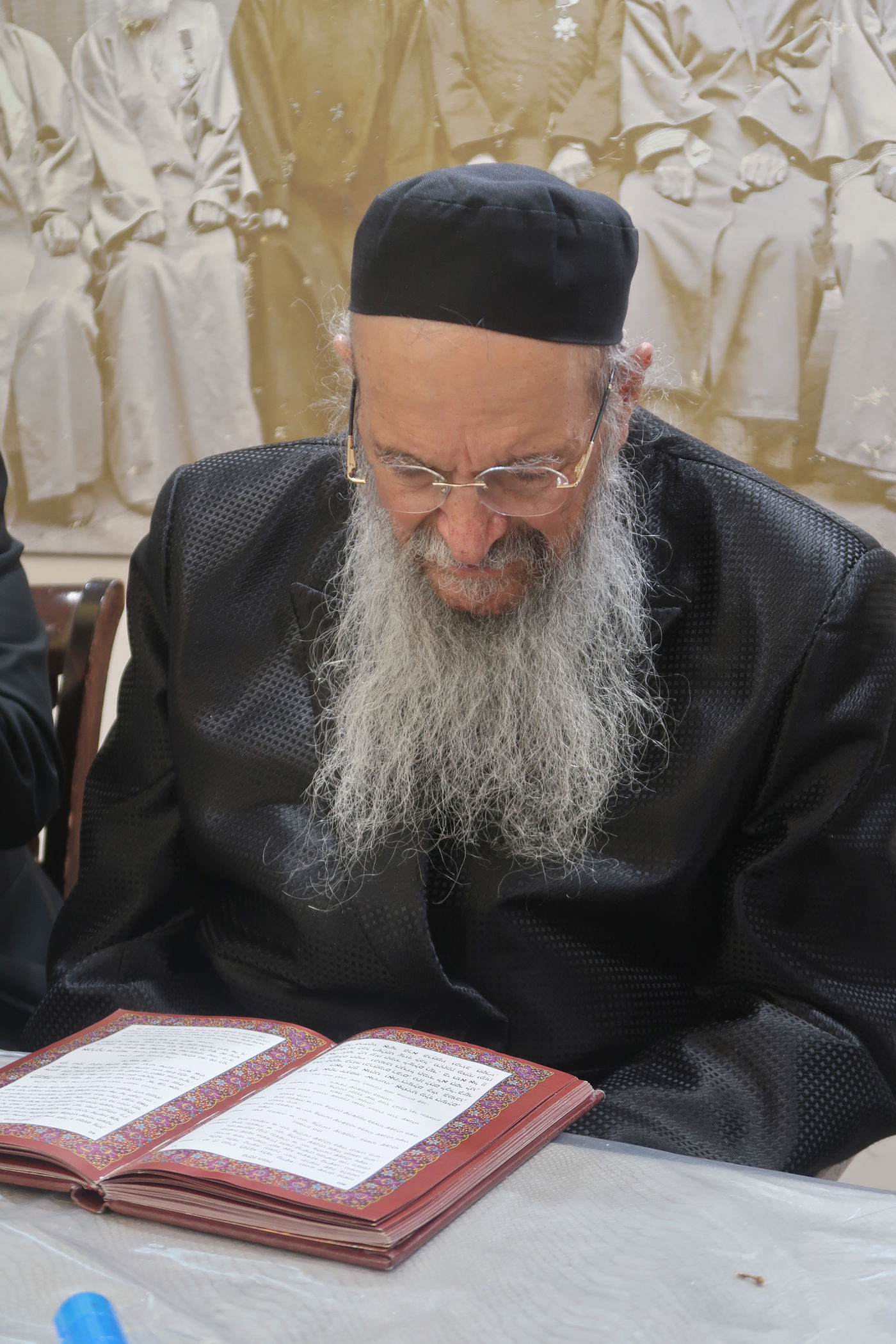 פורים אצל המקובל הגאון רבי יעקב הלל 