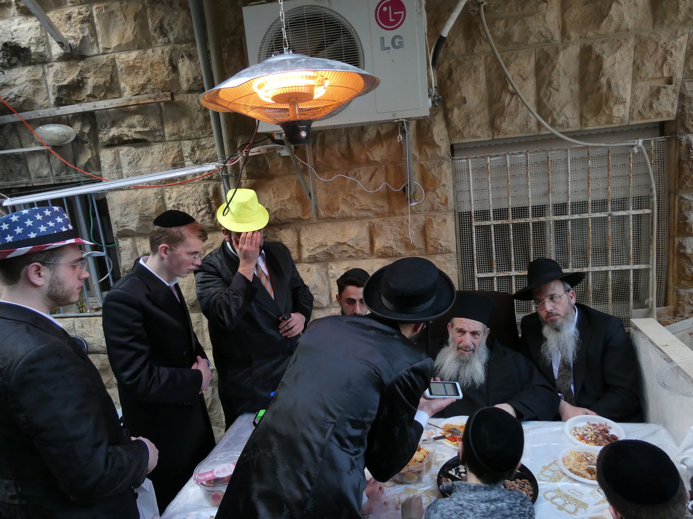 פורים אצל הגאון רבי ניסים בן שמעון