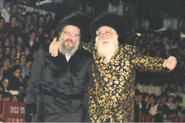 14 שנים להסתלקותו בסערה השמימה: בויז'ניץ מציינים את הילולת בעל ה'ישועות משה' זי"ע