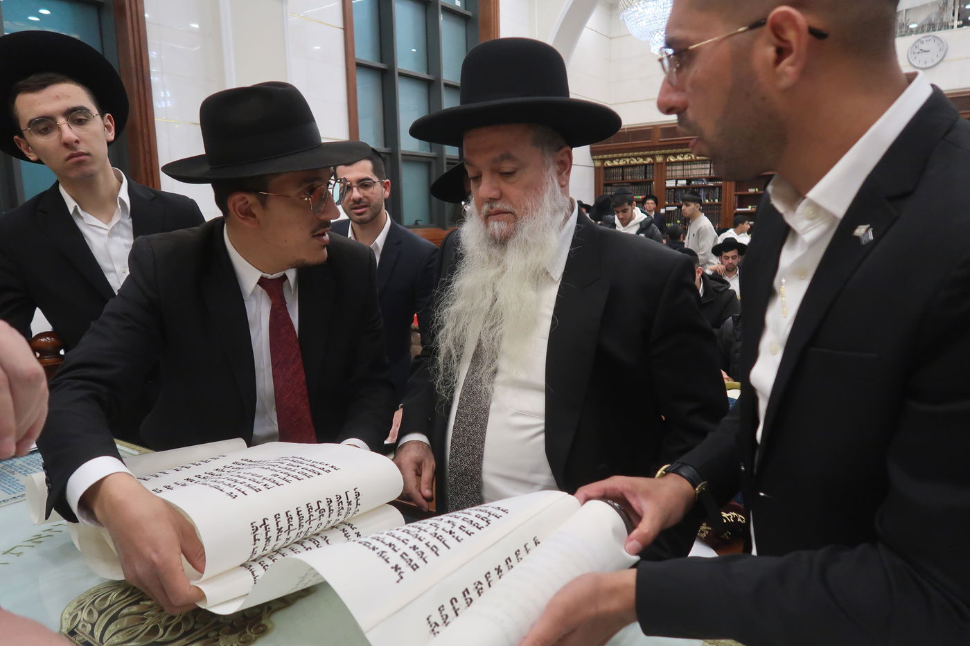 פורים אצל הגאון רבי יגאל כהן