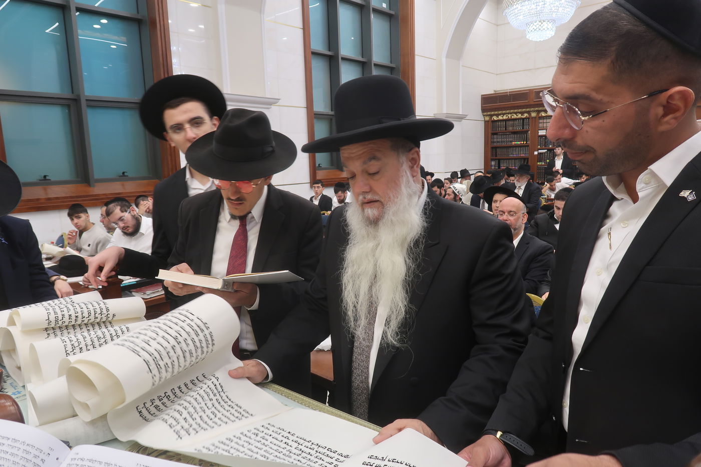 פורים אצל הגאון רבי יגאל כהן