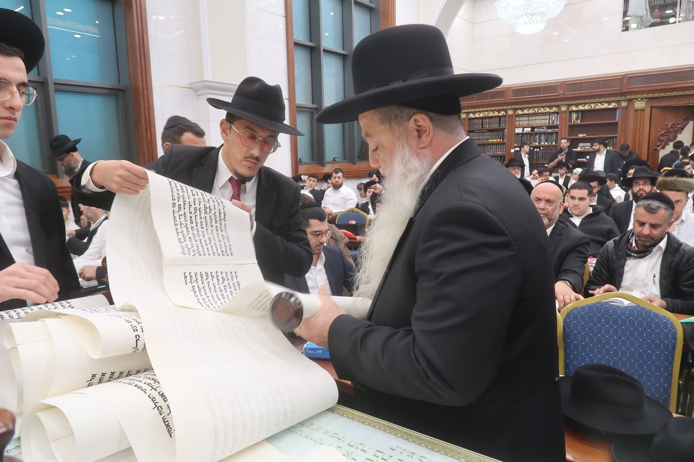 פורים אצל הגאון רבי יגאל כהן