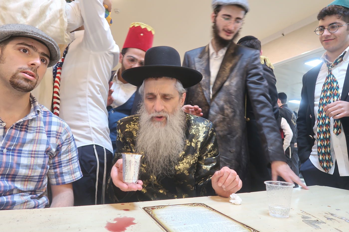 פורים אצל הגאון רבי חנוך כהן