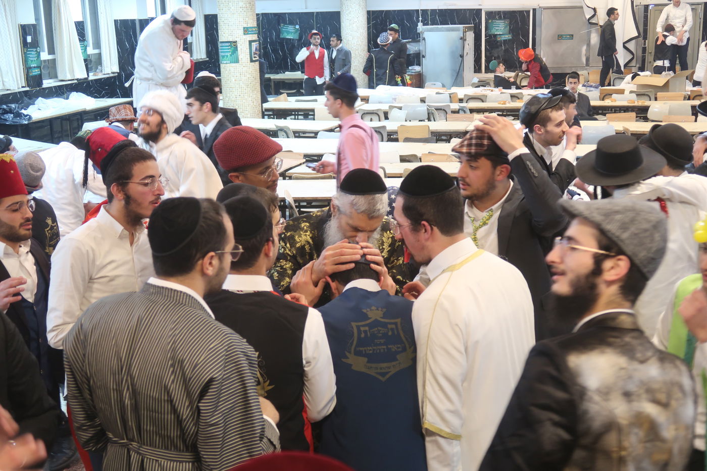 פורים אצל הגאון רבי חנוך כהן