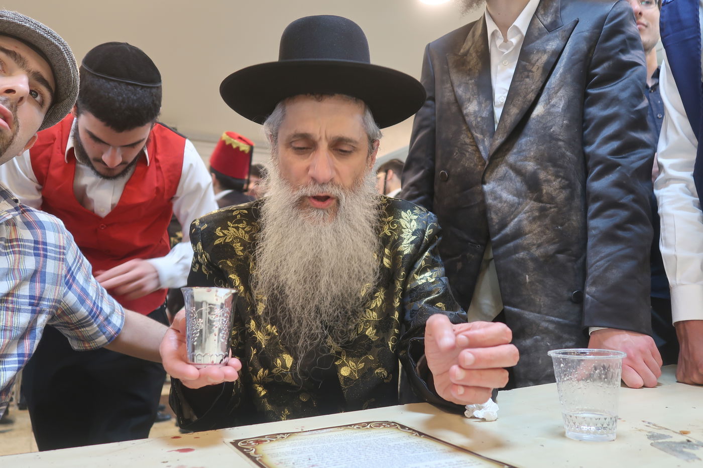 פורים אצל הגאון רבי חנוך כהן