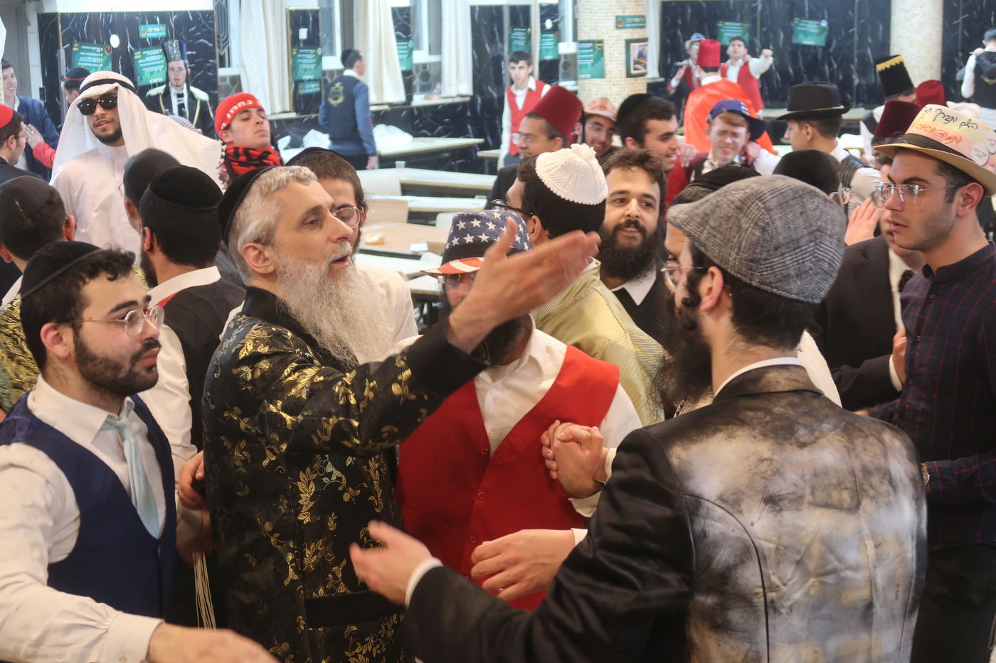 פורים אצל הגאון רבי חנוך כהן