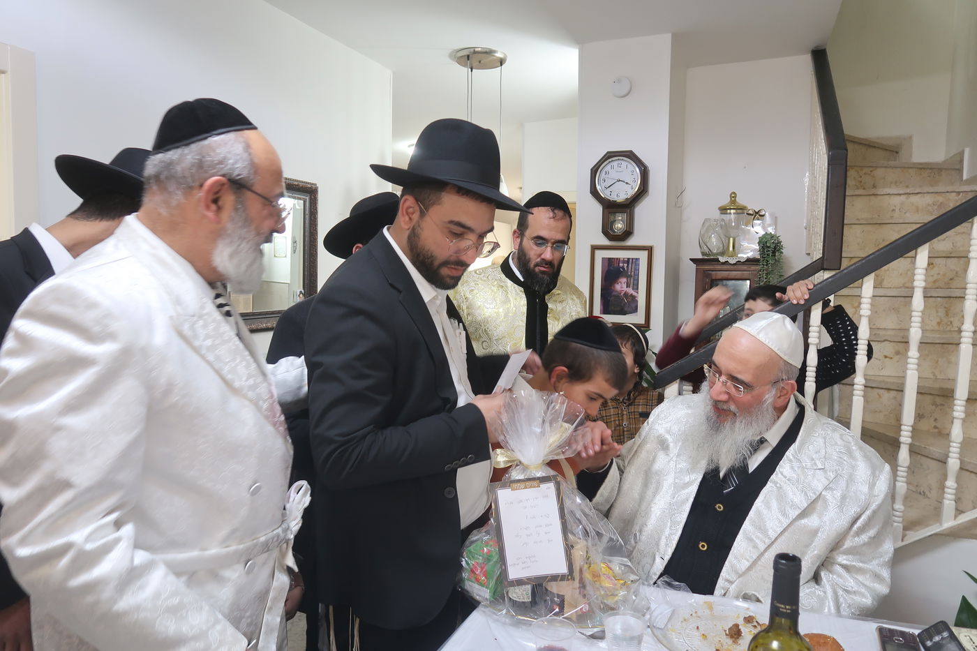 פורים אצל הגאון רבי יעקב שכנזי 