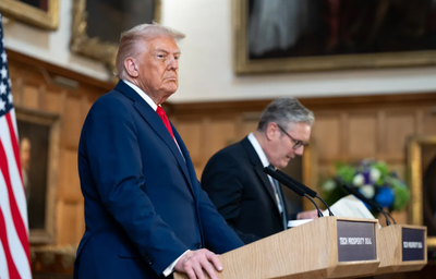 טראמפ וסטארמר בביקורו של נשיא ארה"ב באנגליה