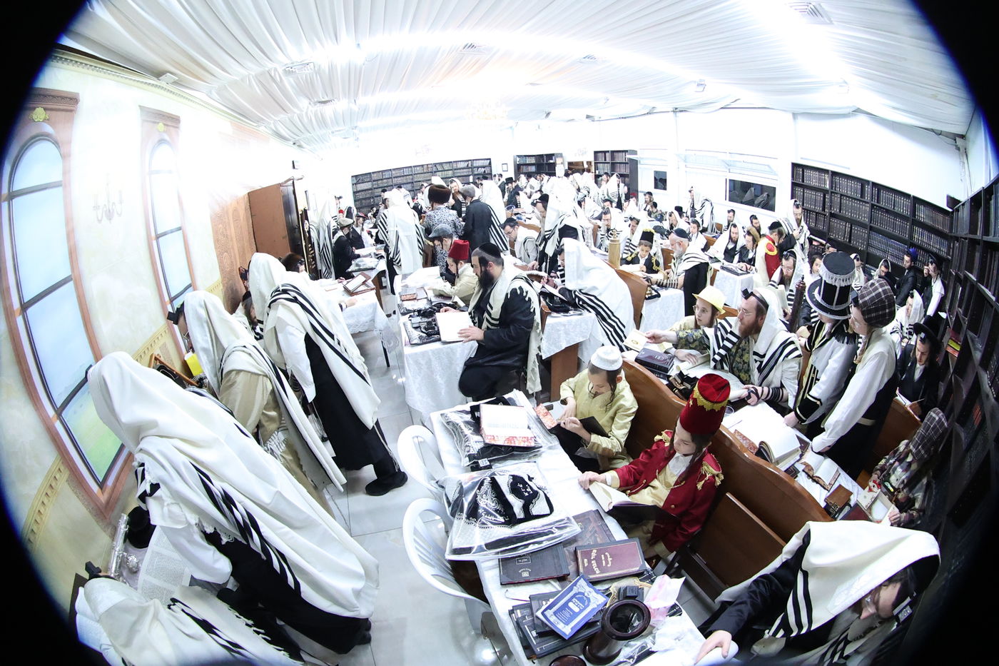 פורים בחצה"ק ספינקא בית שמש