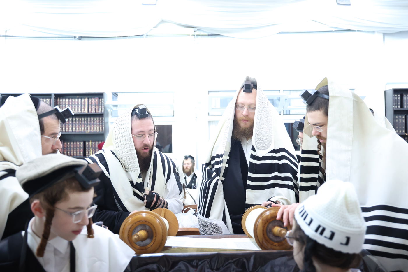 פורים בחצה"ק ספינקא בית שמש