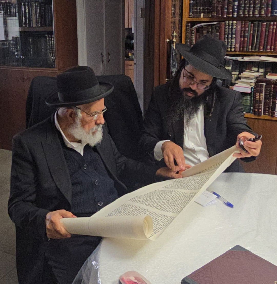 פורים אצל הגאון רבי שלמה מחפוד