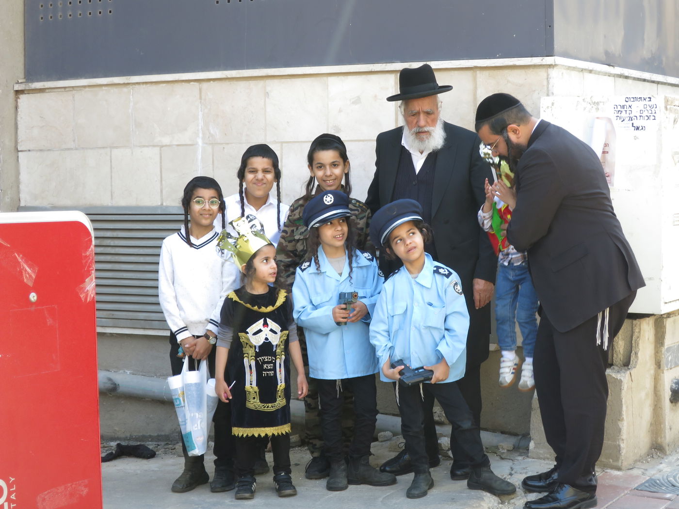 פורים אצל הגאון רבי שלמה מחפוד