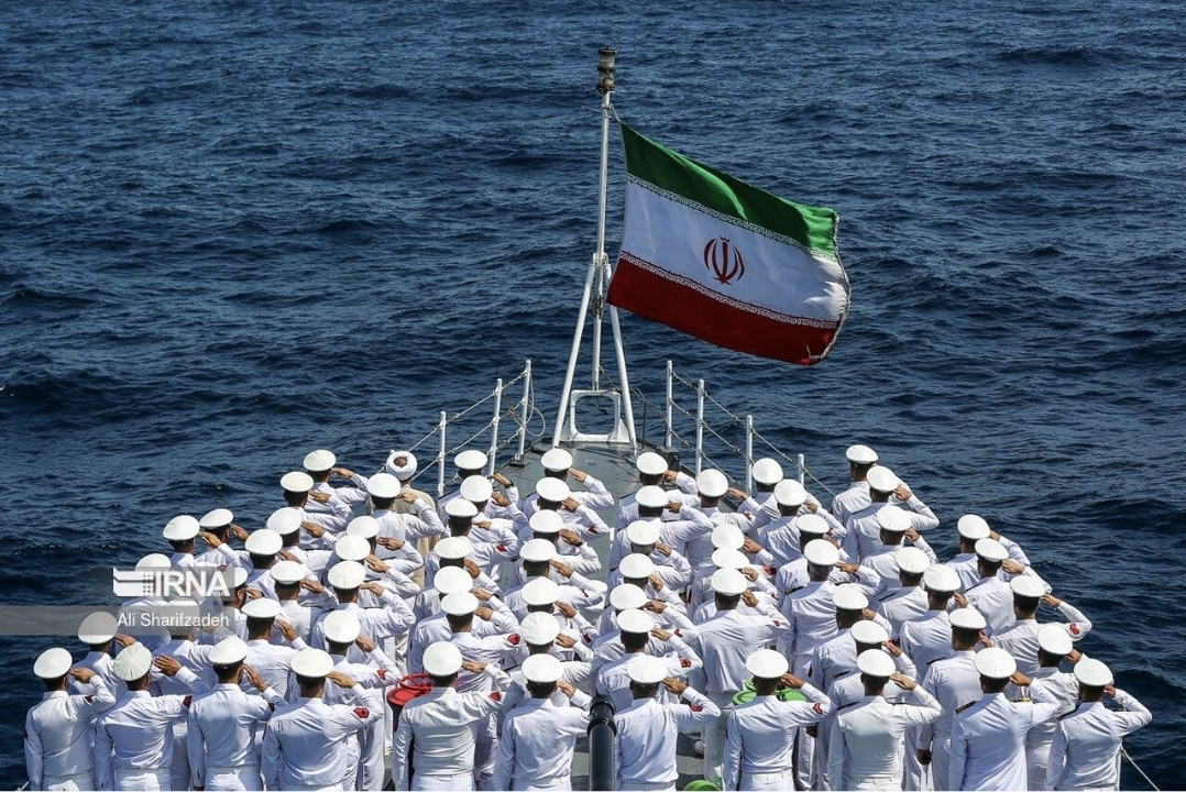 מתים מפחד | דיווח: מאות חיילים איראנים ברחו מספינת מלחמה - וערקו לסרי לנקה 