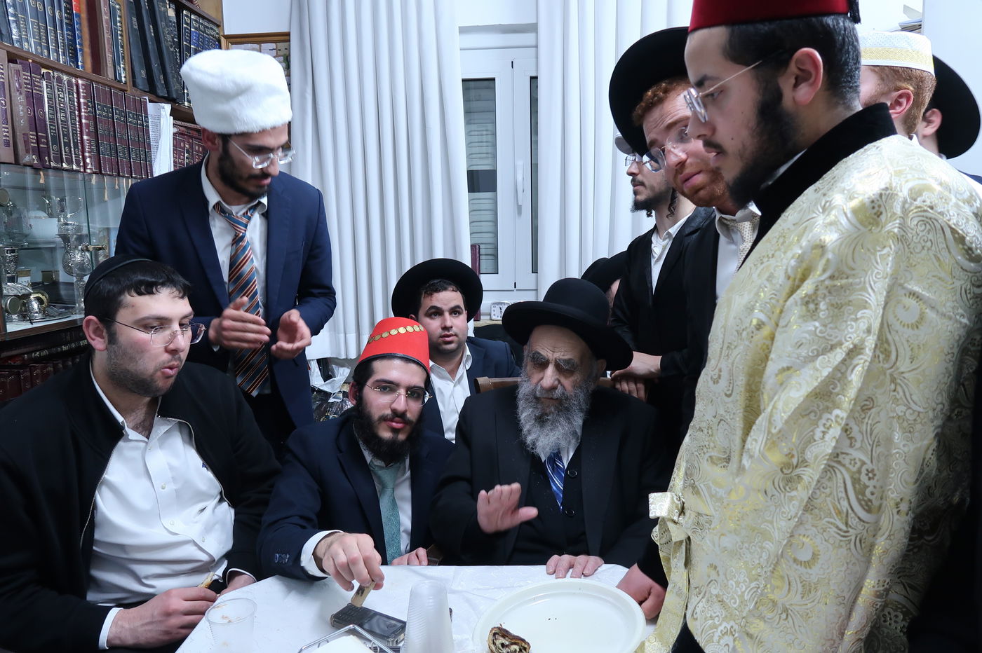 פורים אצל הגאון רבי משה צדקה