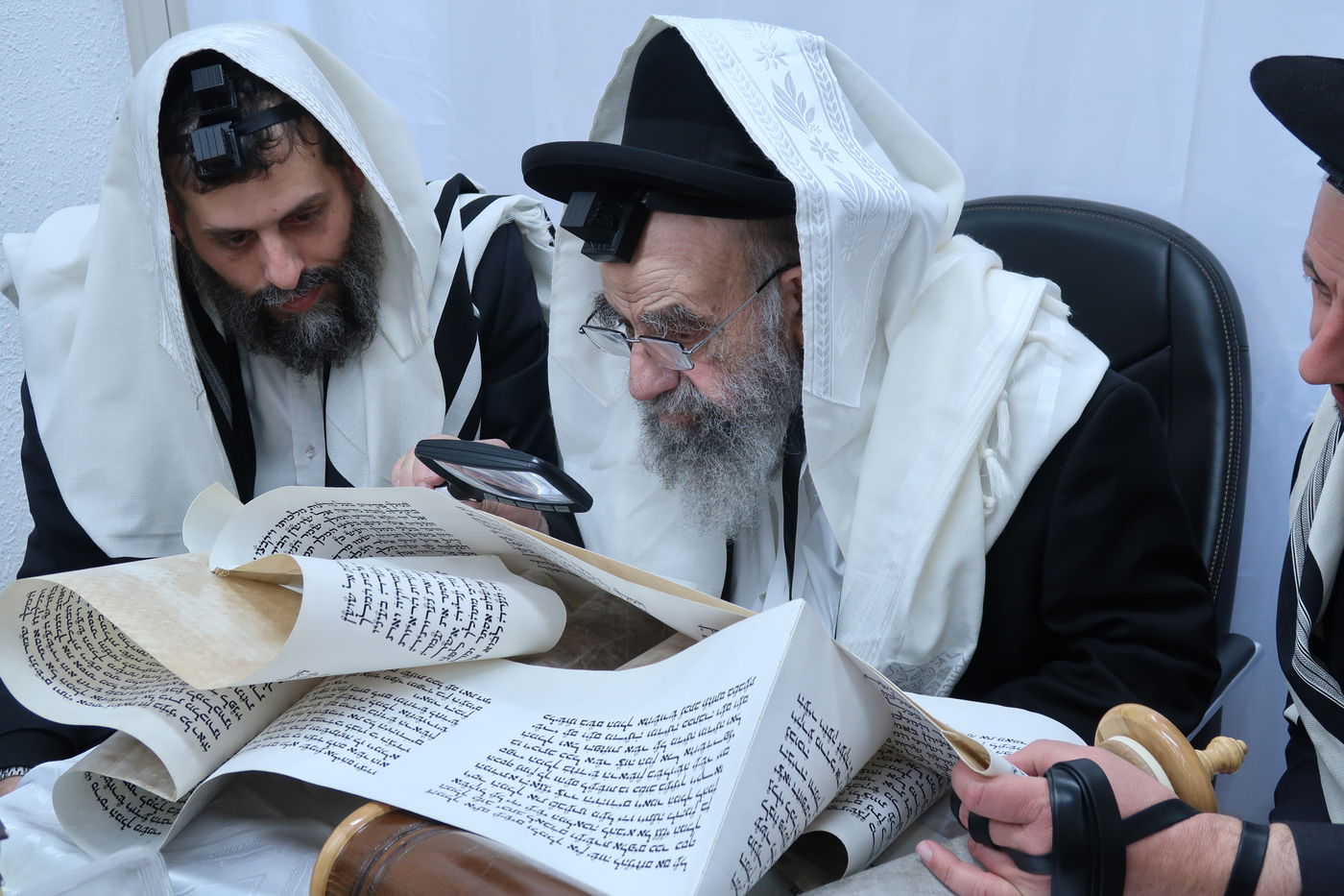 פורים אצל הגאון רבי משה צדקה