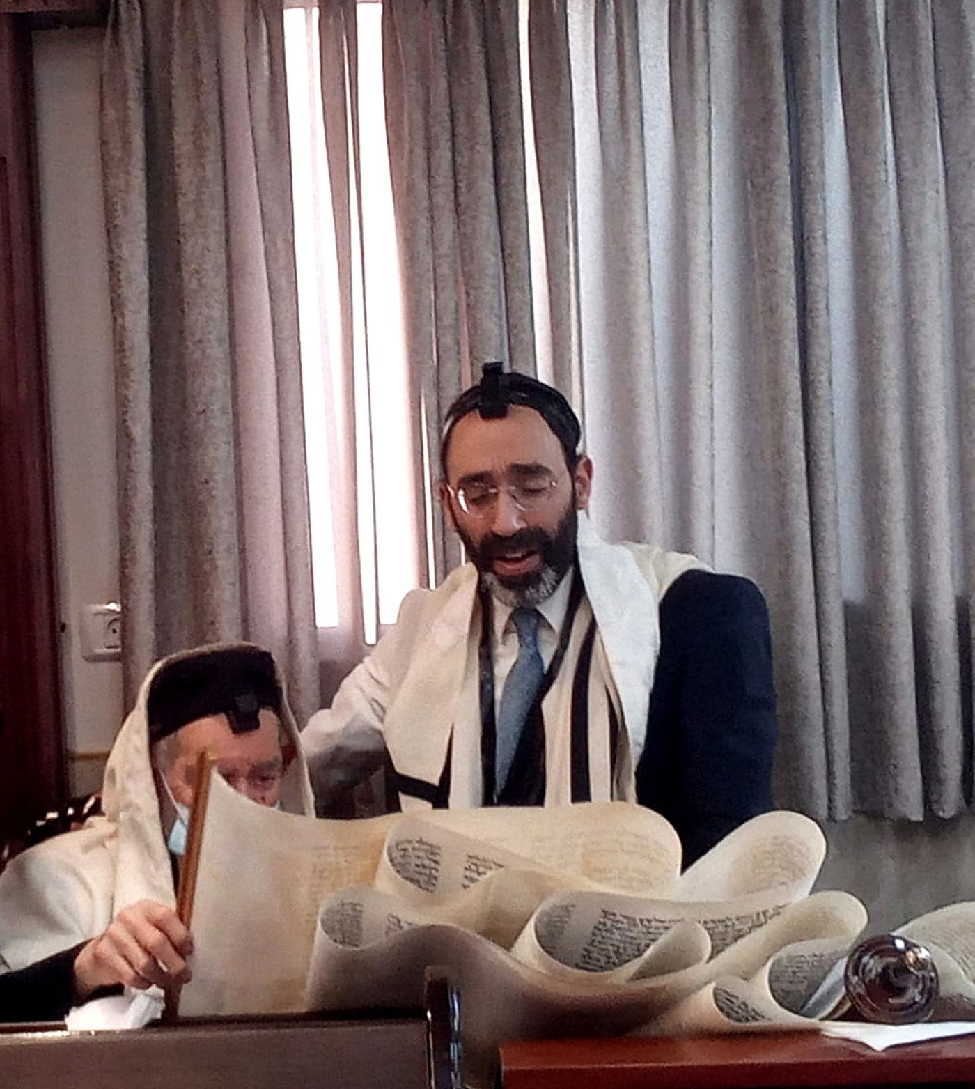 פורים אצל הגאון רבי יצחק כהן 