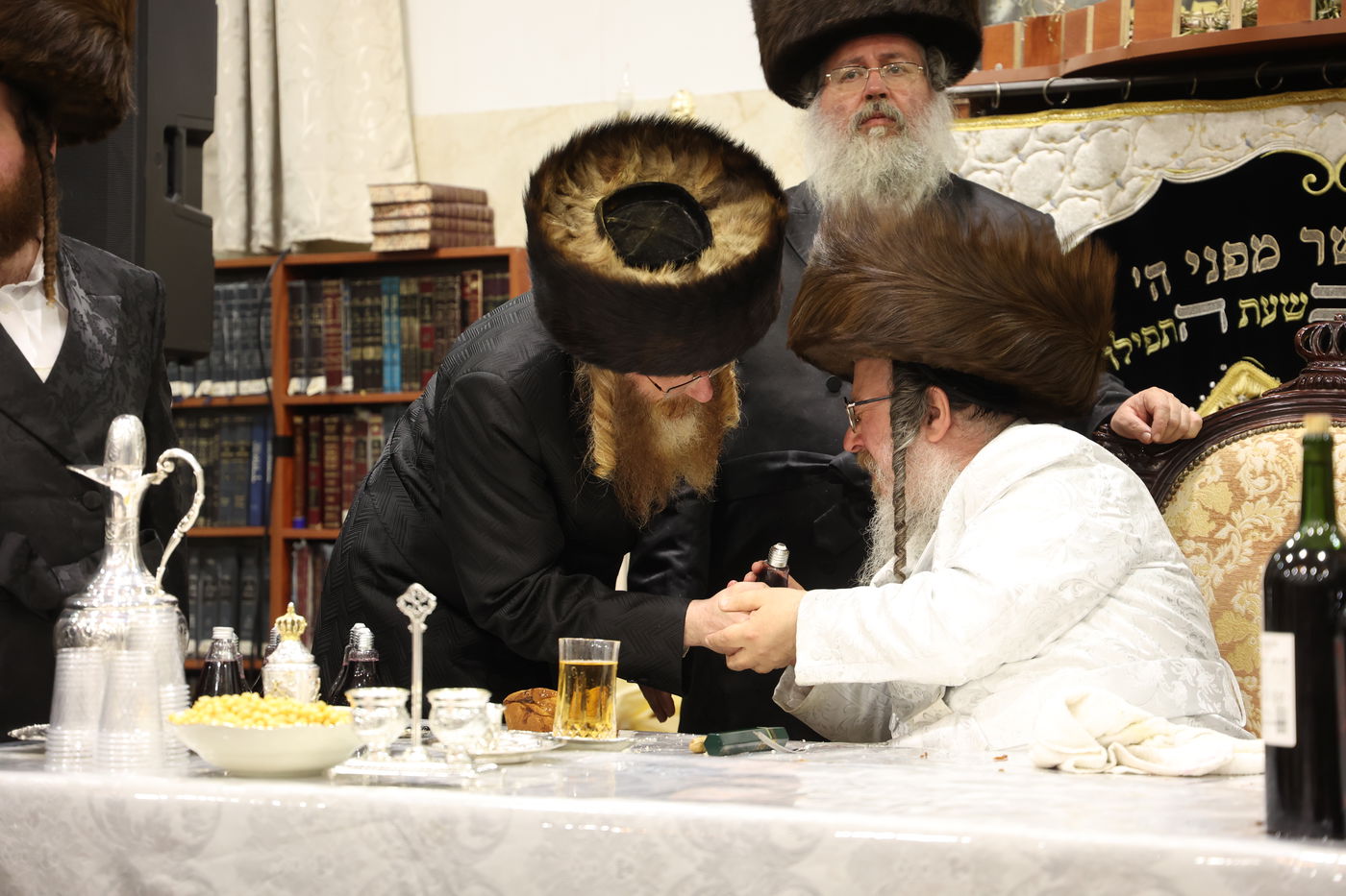 פורים בחצה"ק ביאלה ב"ב