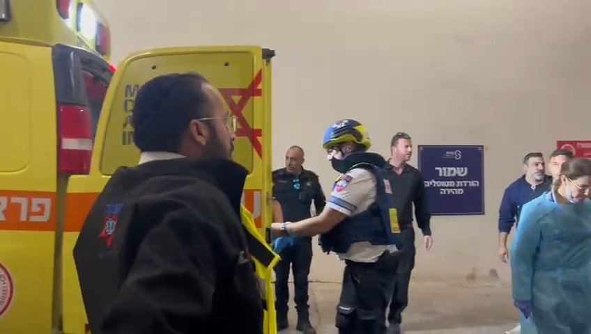 פינוי הפצועים לשיבא