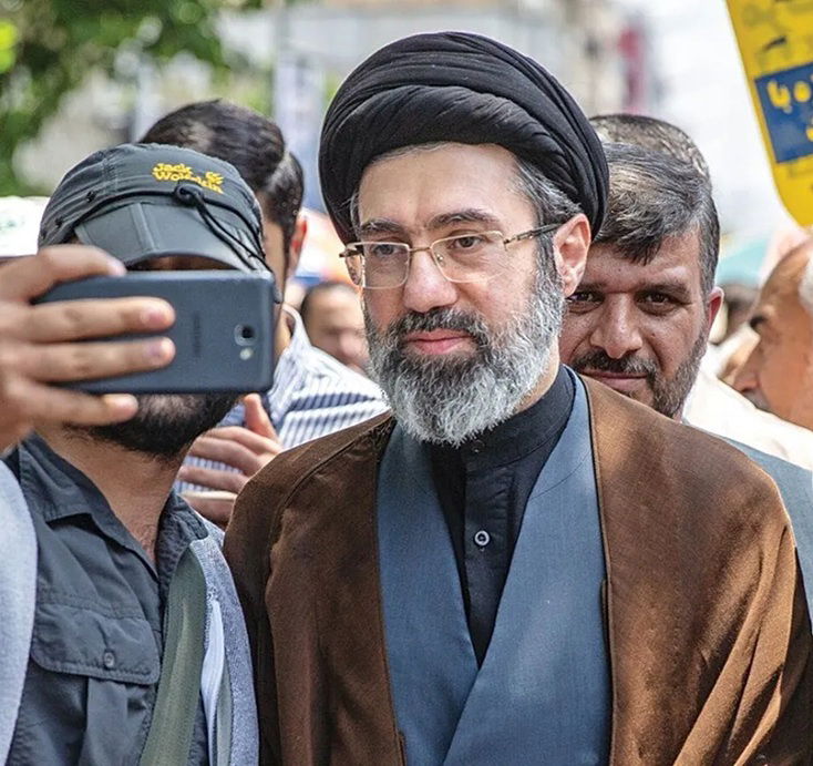 מוג'תבא חמינאי