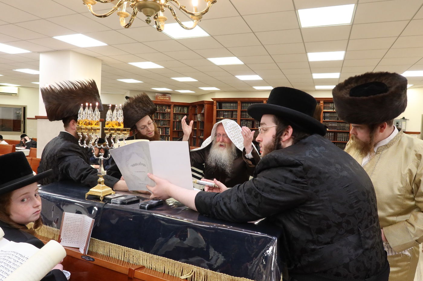 פורים בחצה"ק קרעטשניף קריית גת