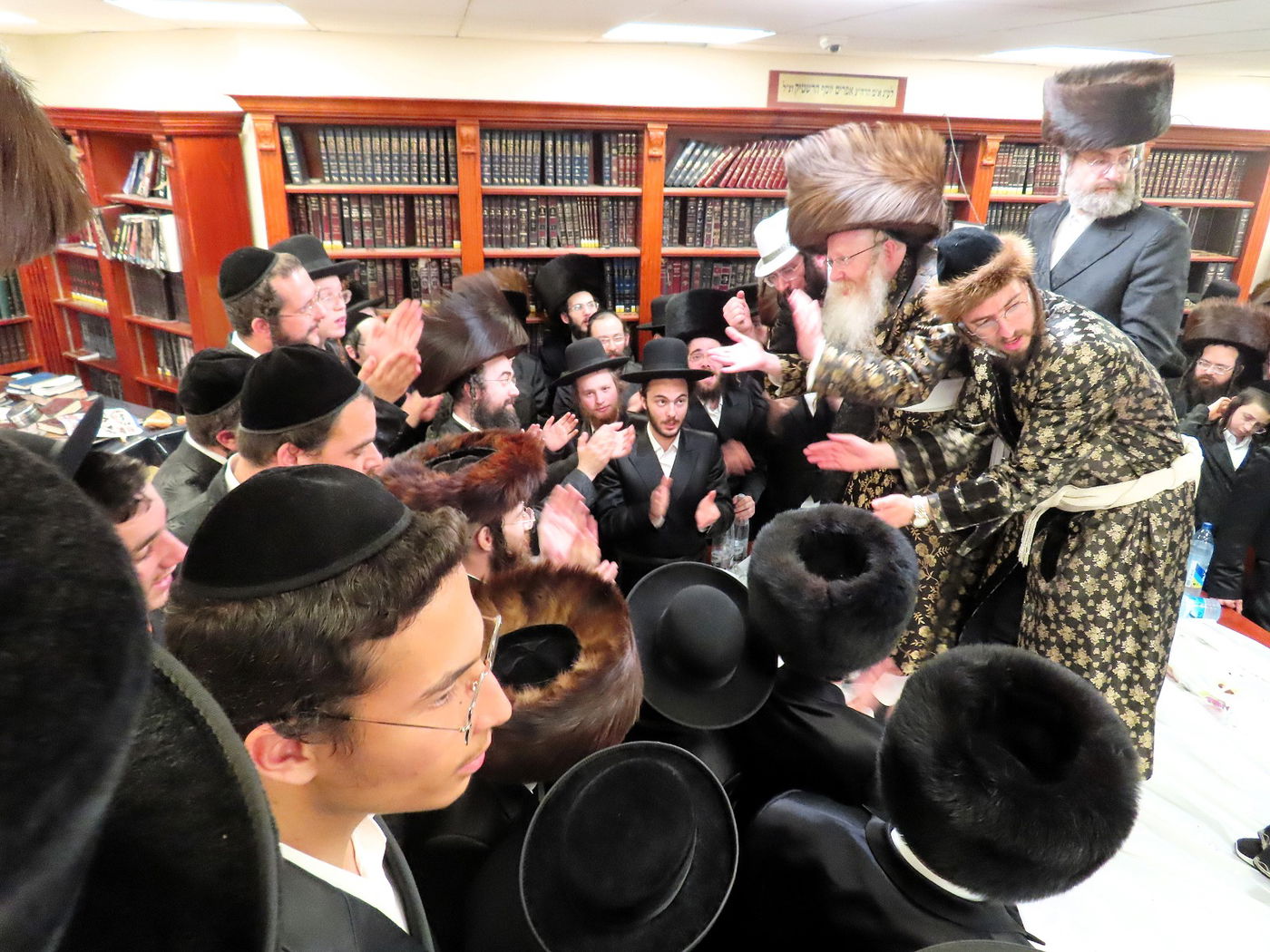 פורים בחצה"ק קרעטשניף קריית גת