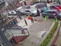 תיעוד מפחיד מברוקלין: הילד החרדי נחנק - כונן 'הצלה' הגיעה תוך 30 שניות והציל את חייו 